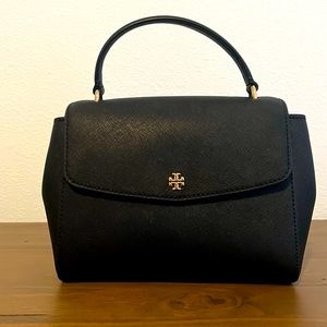 Tory Burch Emerson adjustable shoulder bag